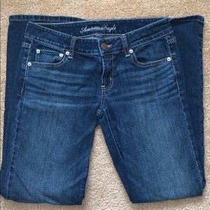 Women’s American Eagle jeans